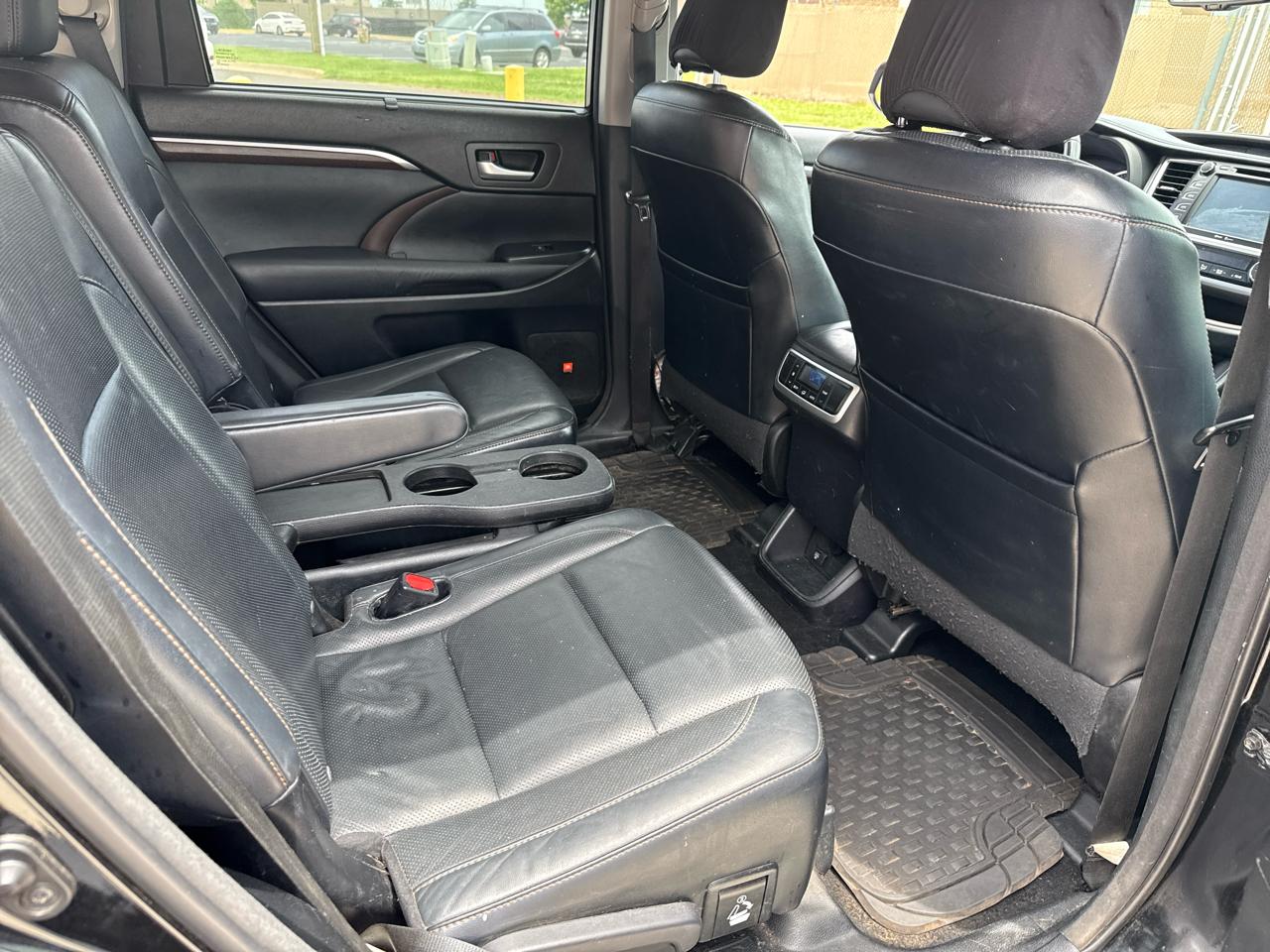 Toyota Highlander AWD 4dr V6 Limited (Natl) 2015