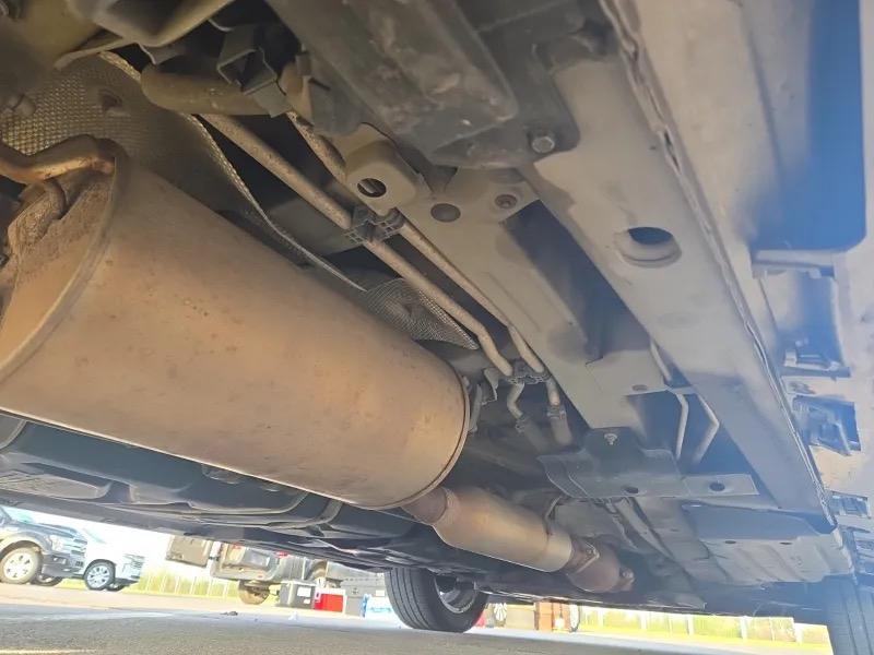 Toyota Sienna 5dr 7-Pass Van V6 XLE AWD (Natl) 2013