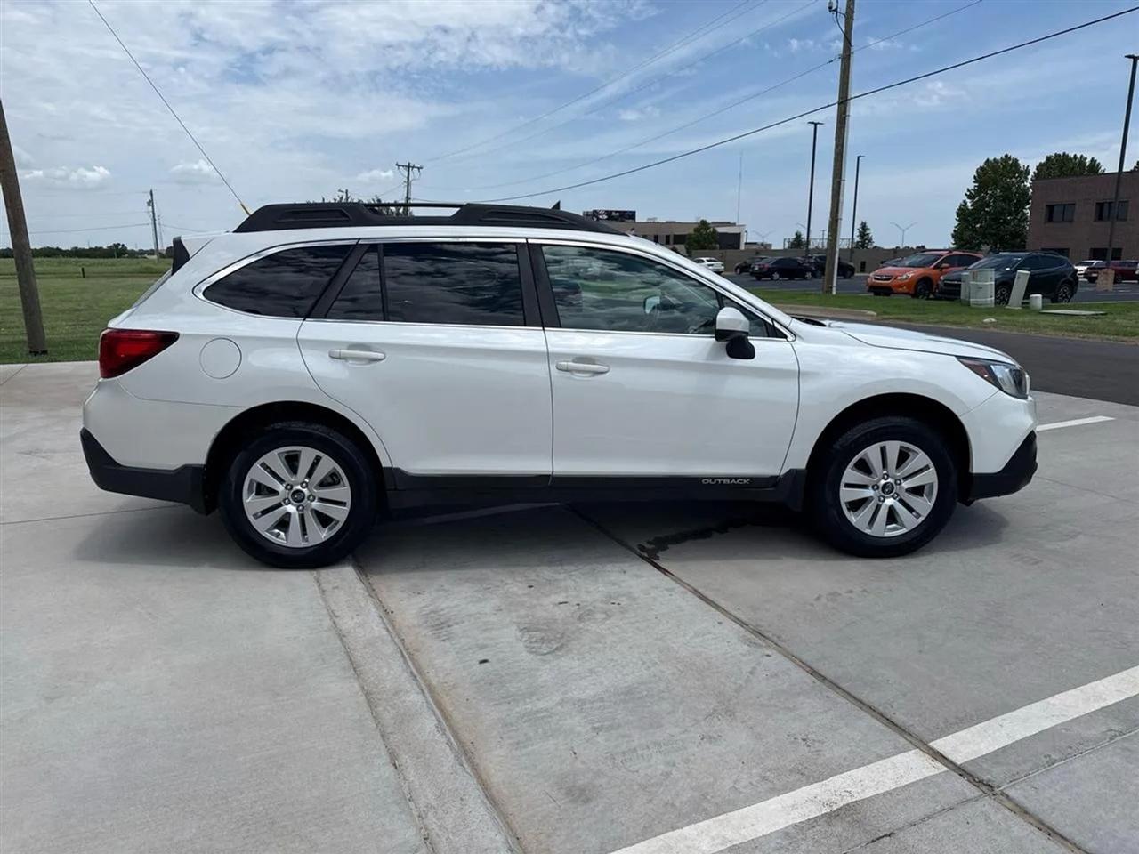 Subaru Outback 2.5i Premium 2018