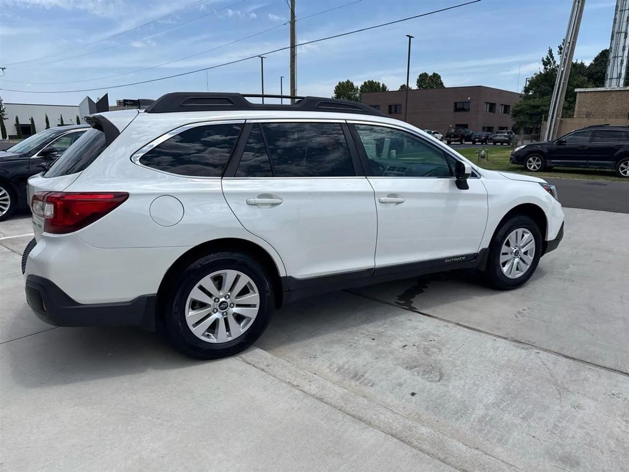 Subaru Outback 2.5i Premium 2018