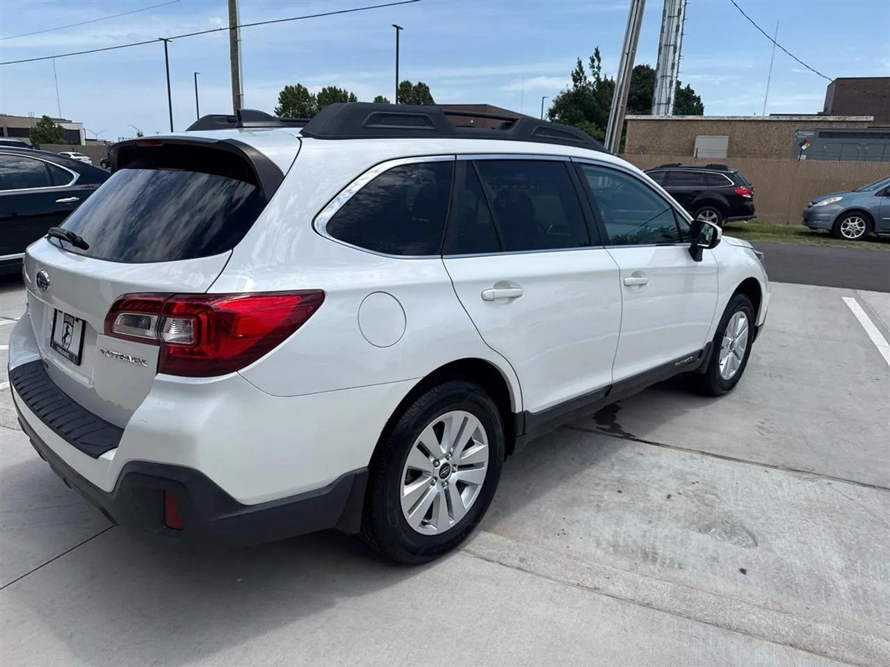 Subaru Outback 2.5i Premium 2018