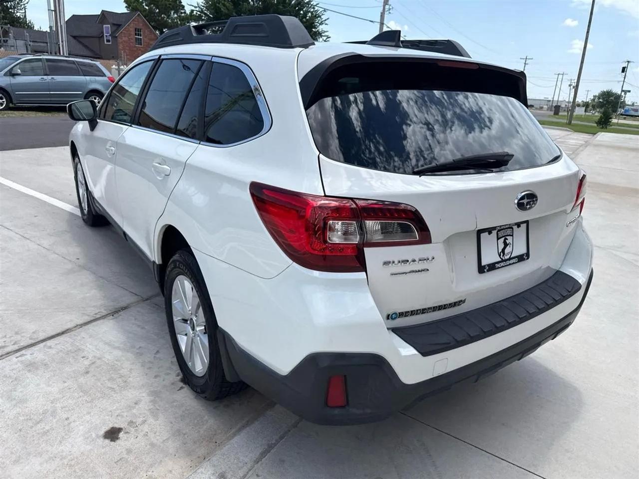 Subaru Outback 2.5i Premium 2018