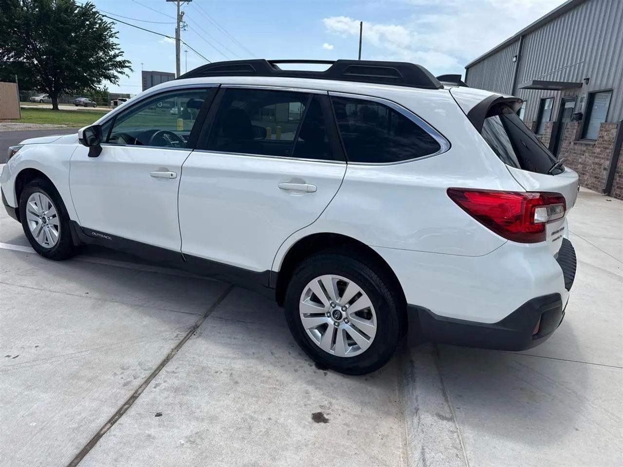 Subaru Outback 2.5i Premium 2018