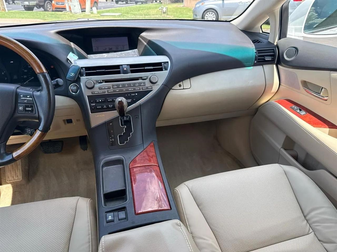 Lexus RX 350 FWD 4dr 2010