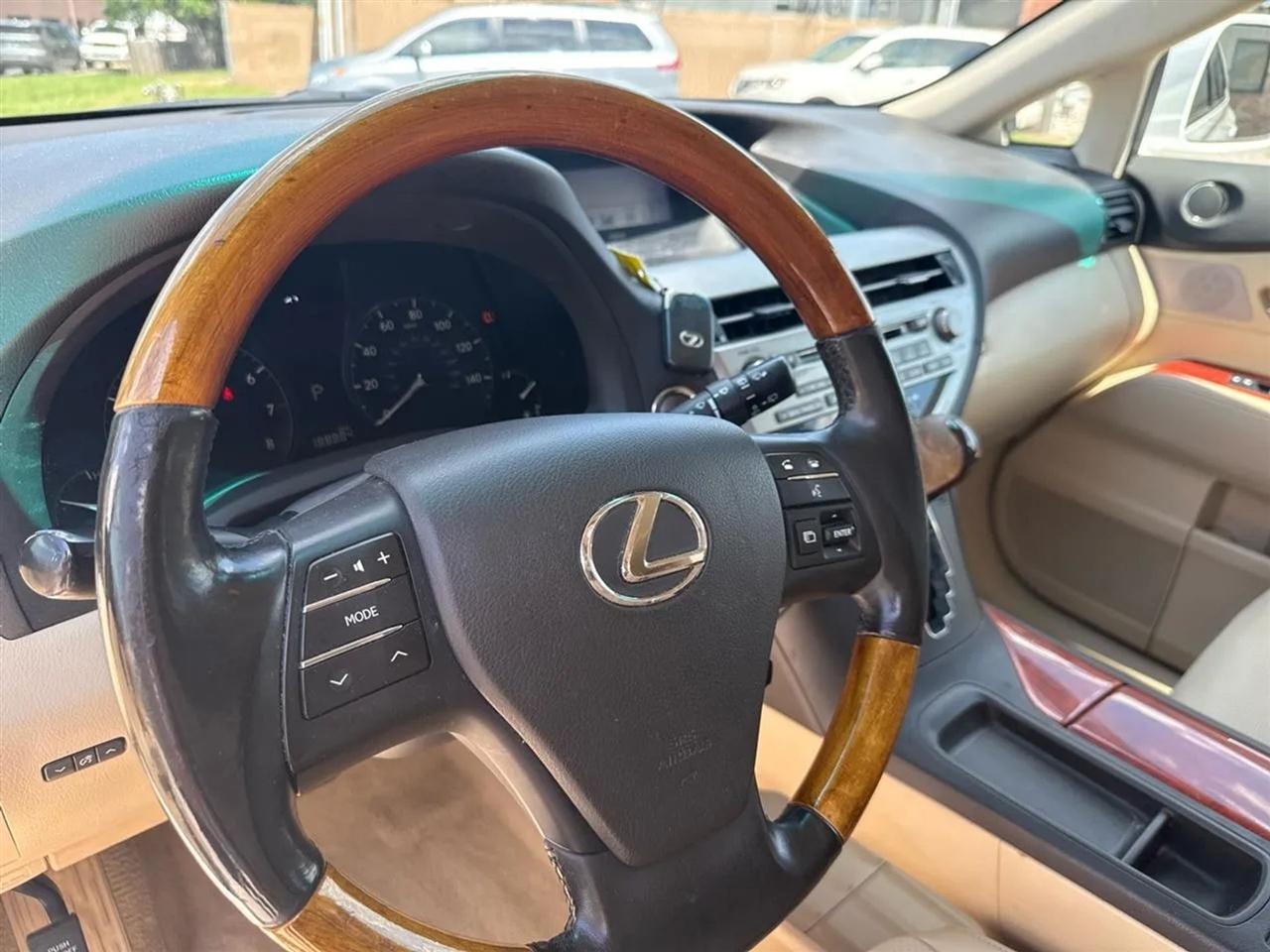 Lexus RX 350 FWD 4dr 2010