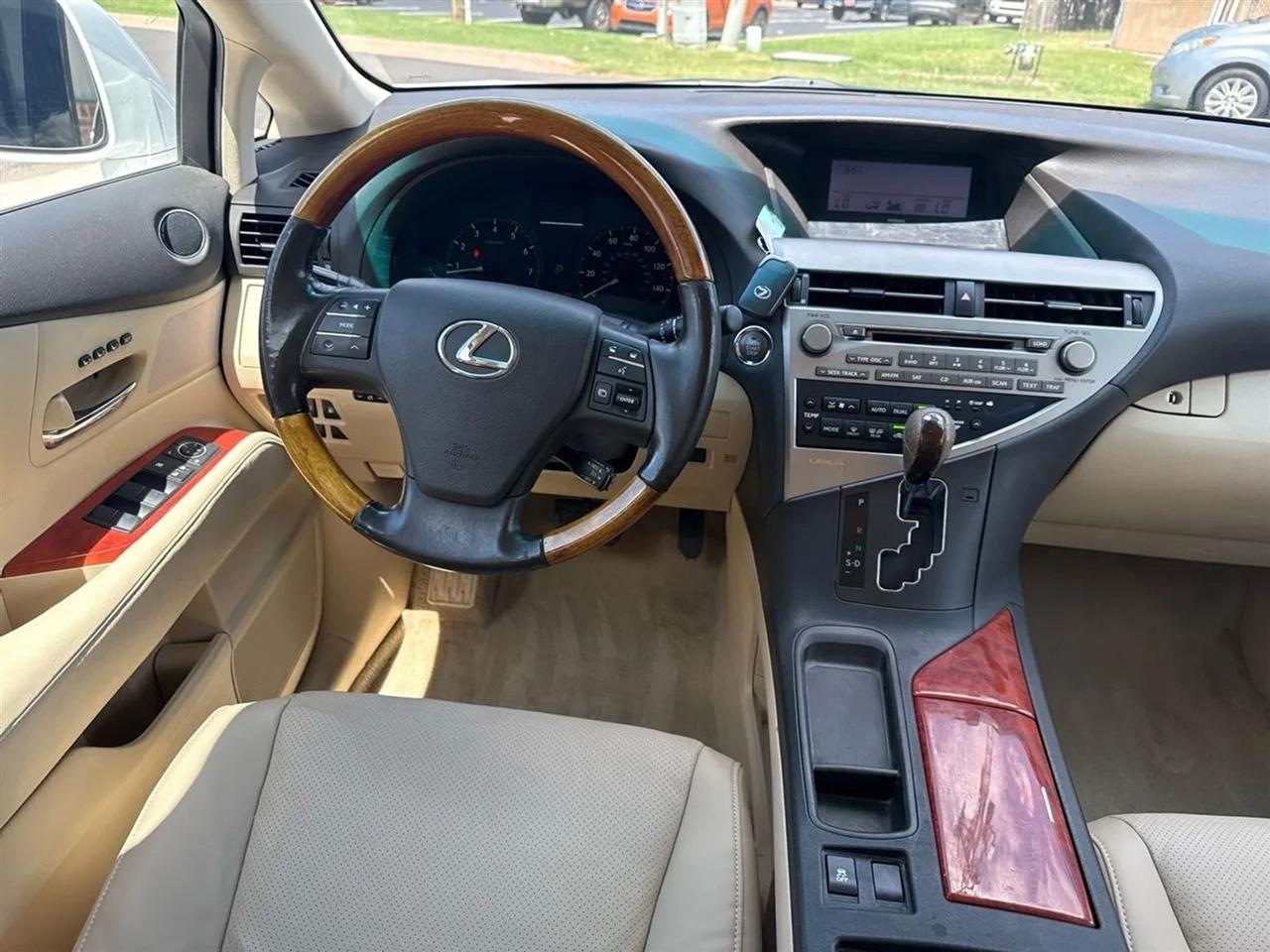 Lexus RX 350 FWD 4dr 2010