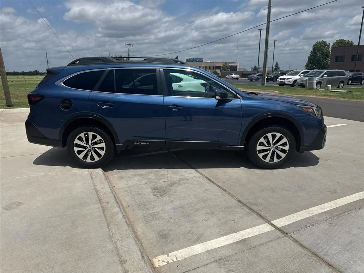 Subaru Outback Premium CVT 2021