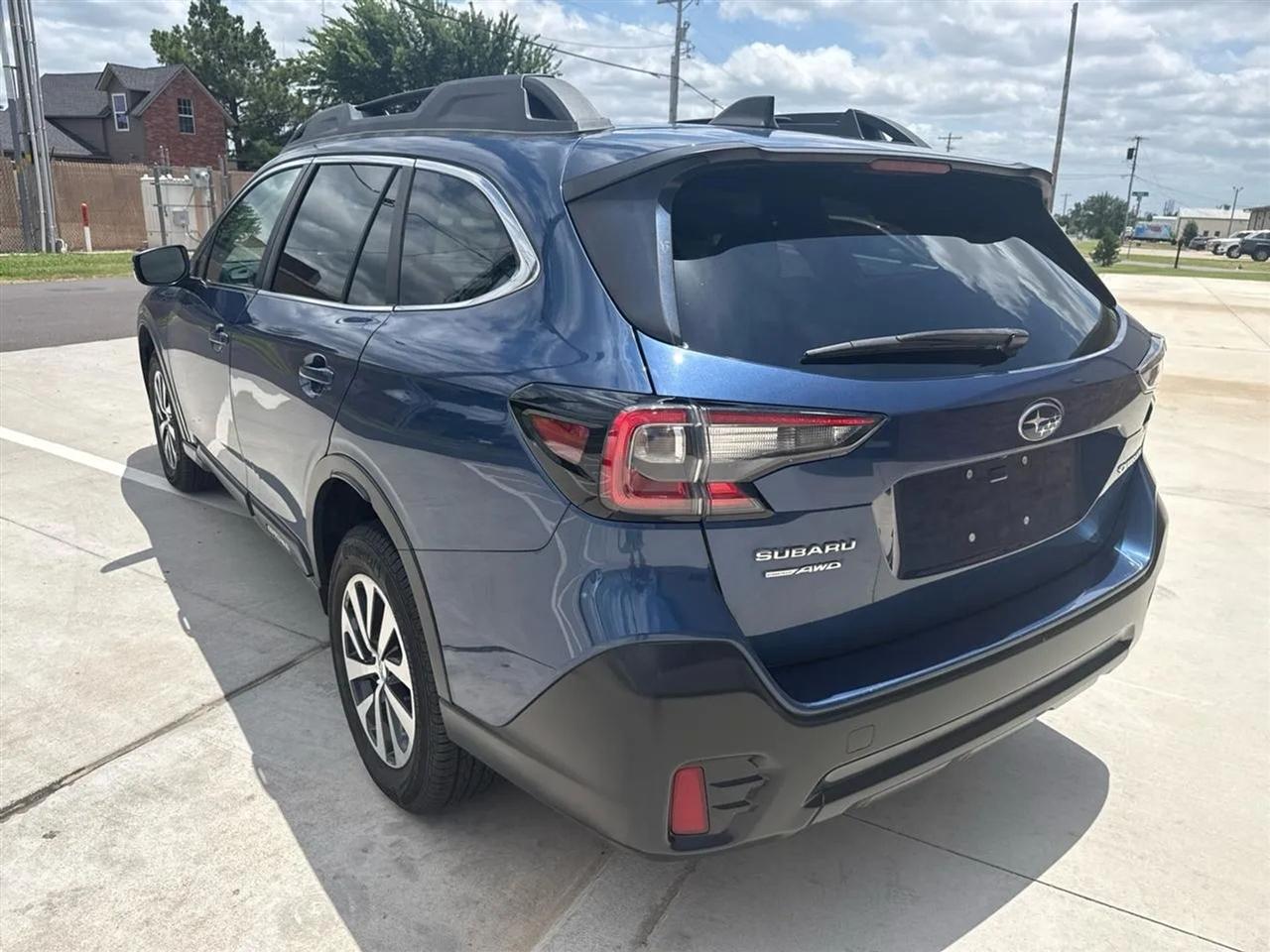 Subaru Outback Premium CVT 2021
