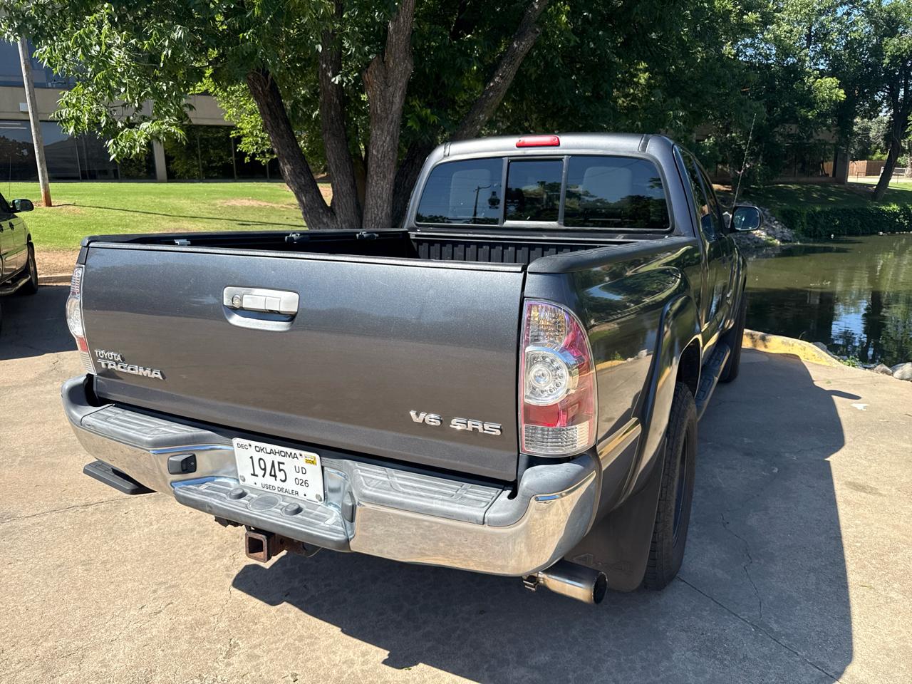 Toyota Tacoma 4WD Access Cab V6 MT (Natl) 2013