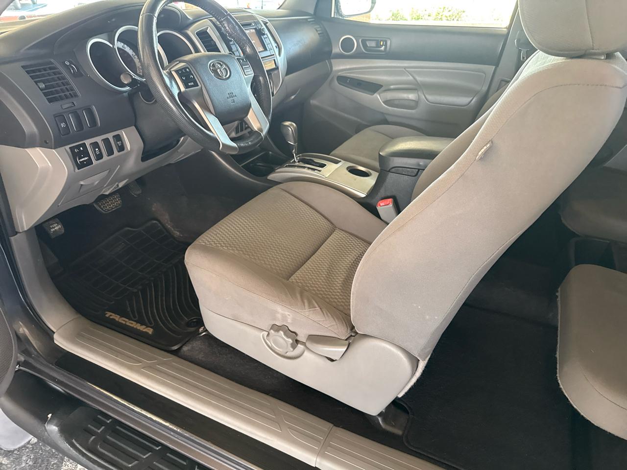 Toyota Tacoma 4WD Access Cab V6 MT (Natl) 2013