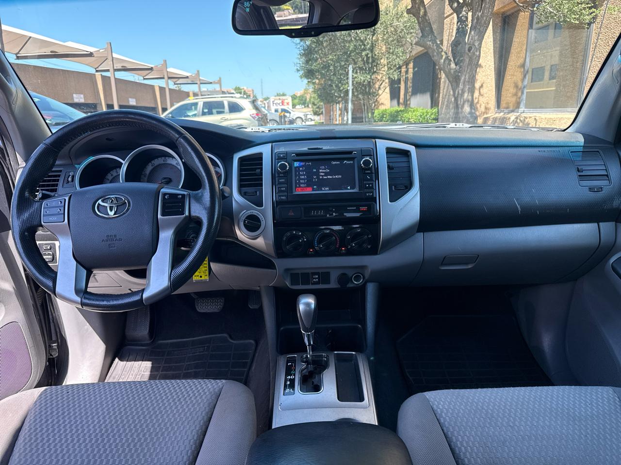 Toyota Tacoma 4WD Access Cab V6 MT (Natl) 2013