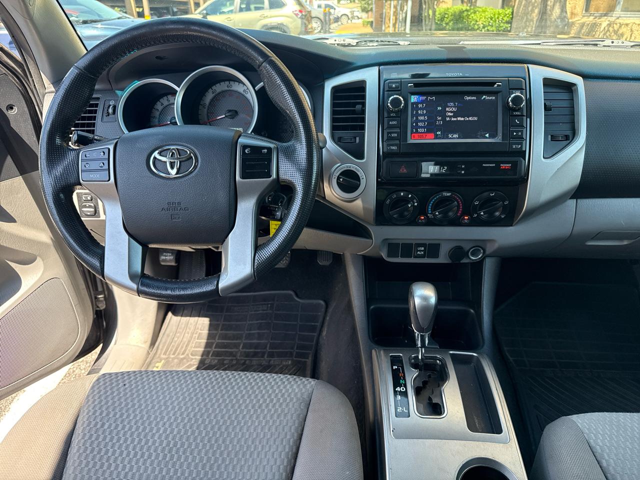 Toyota Tacoma 4WD Access Cab V6 MT (Natl) 2013