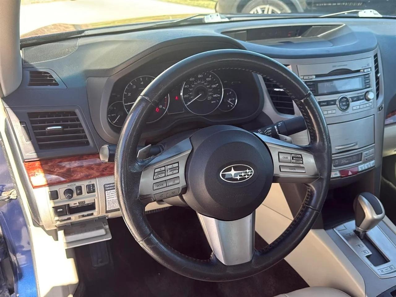 Subaru Legacy 4dr Sdn H4 Auto 2.5i Ltd Pwr Moon 2011