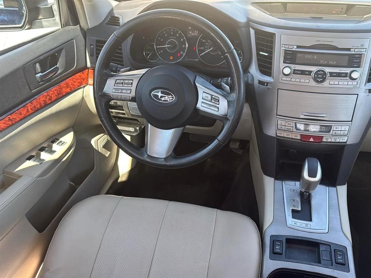 Subaru Legacy 4dr Sdn H4 Auto 2.5i Ltd Pwr Moon 2011