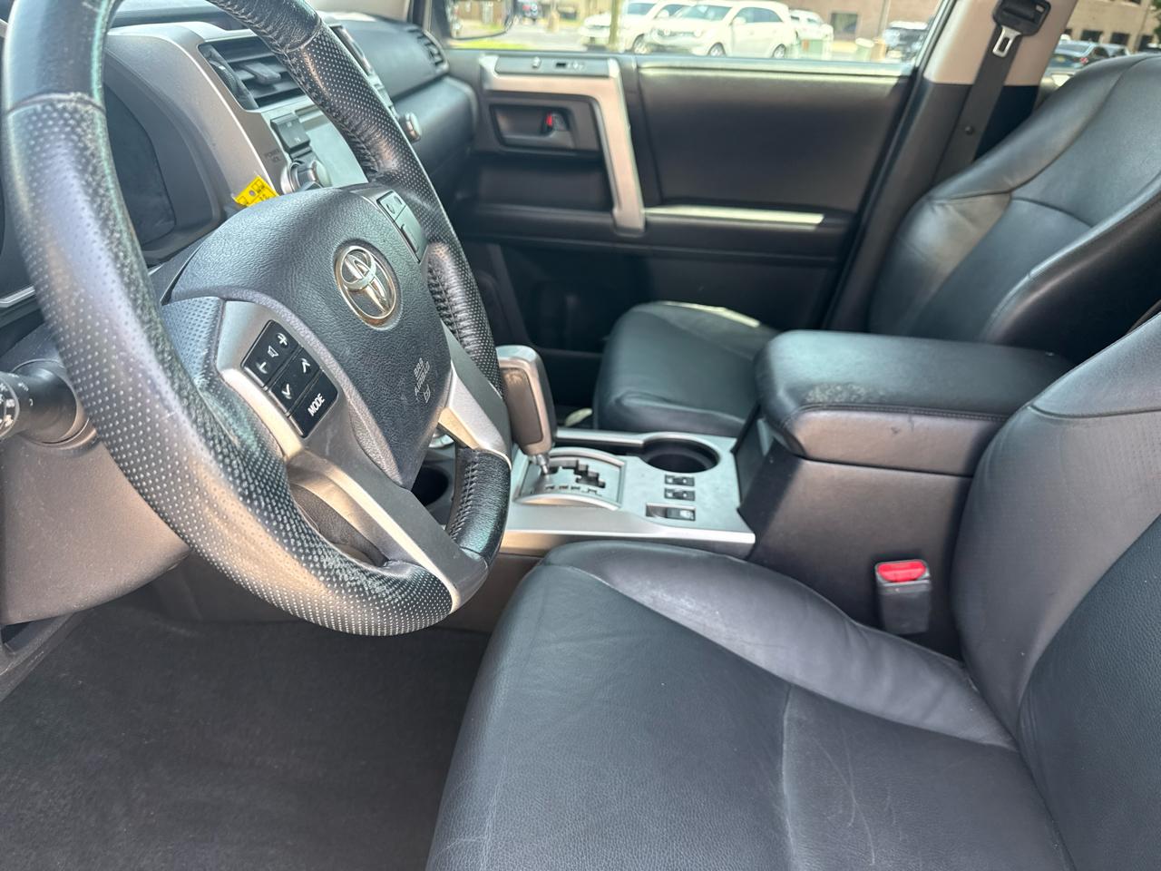 Toyota 4Runner 4WD 4dr V6 Limited (Natl) 2011
