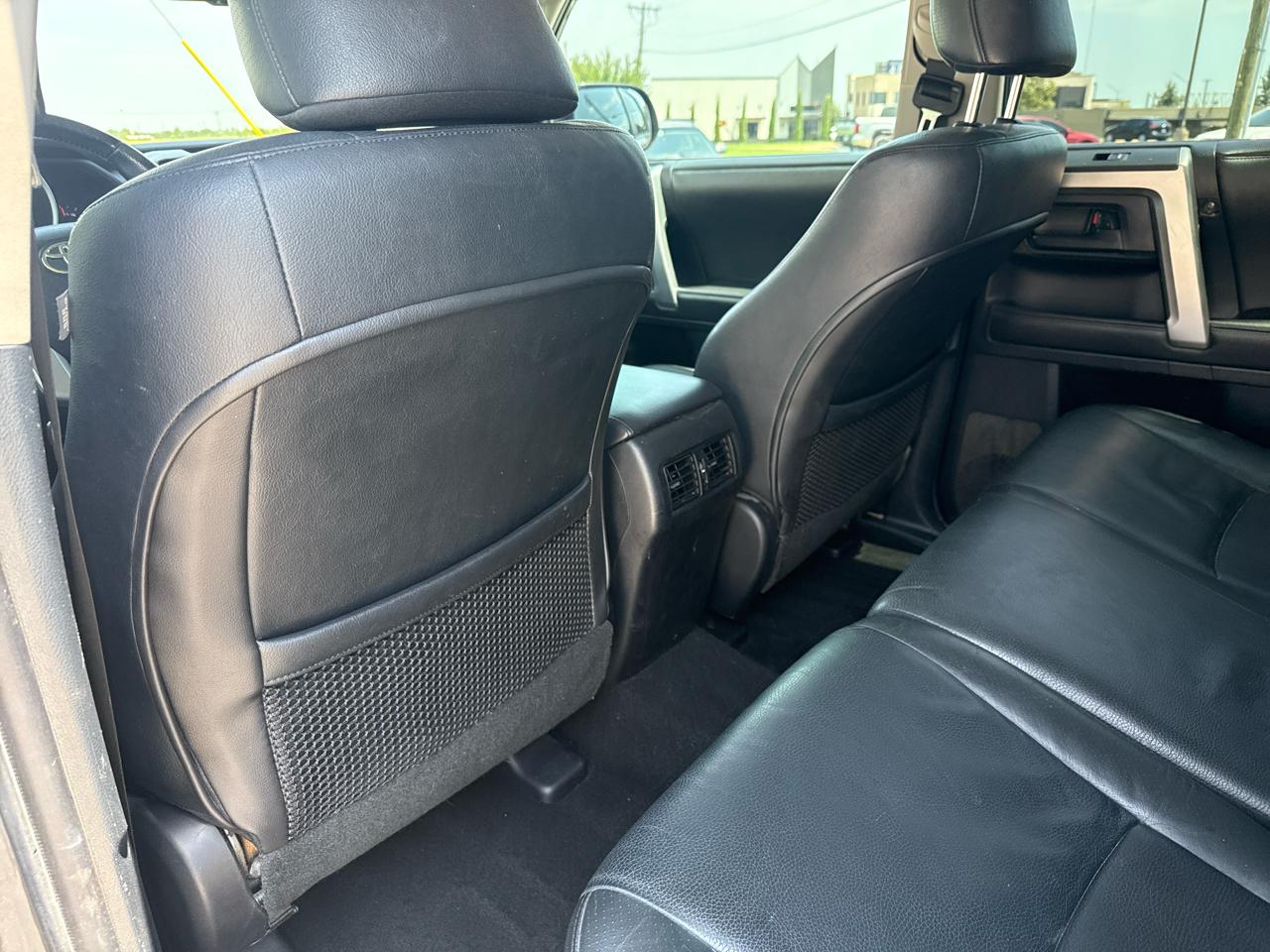 Toyota 4Runner 4WD 4dr V6 Limited (Natl) 2011