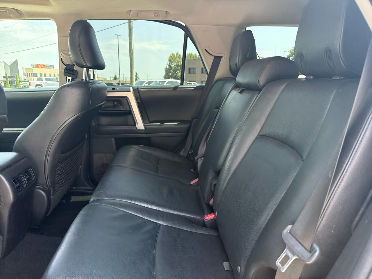Toyota 4Runner 4WD 4dr V6 Limited (Natl) 2011