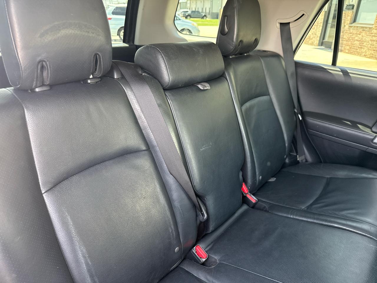 Toyota 4Runner 4WD 4dr V6 Limited (Natl) 2011