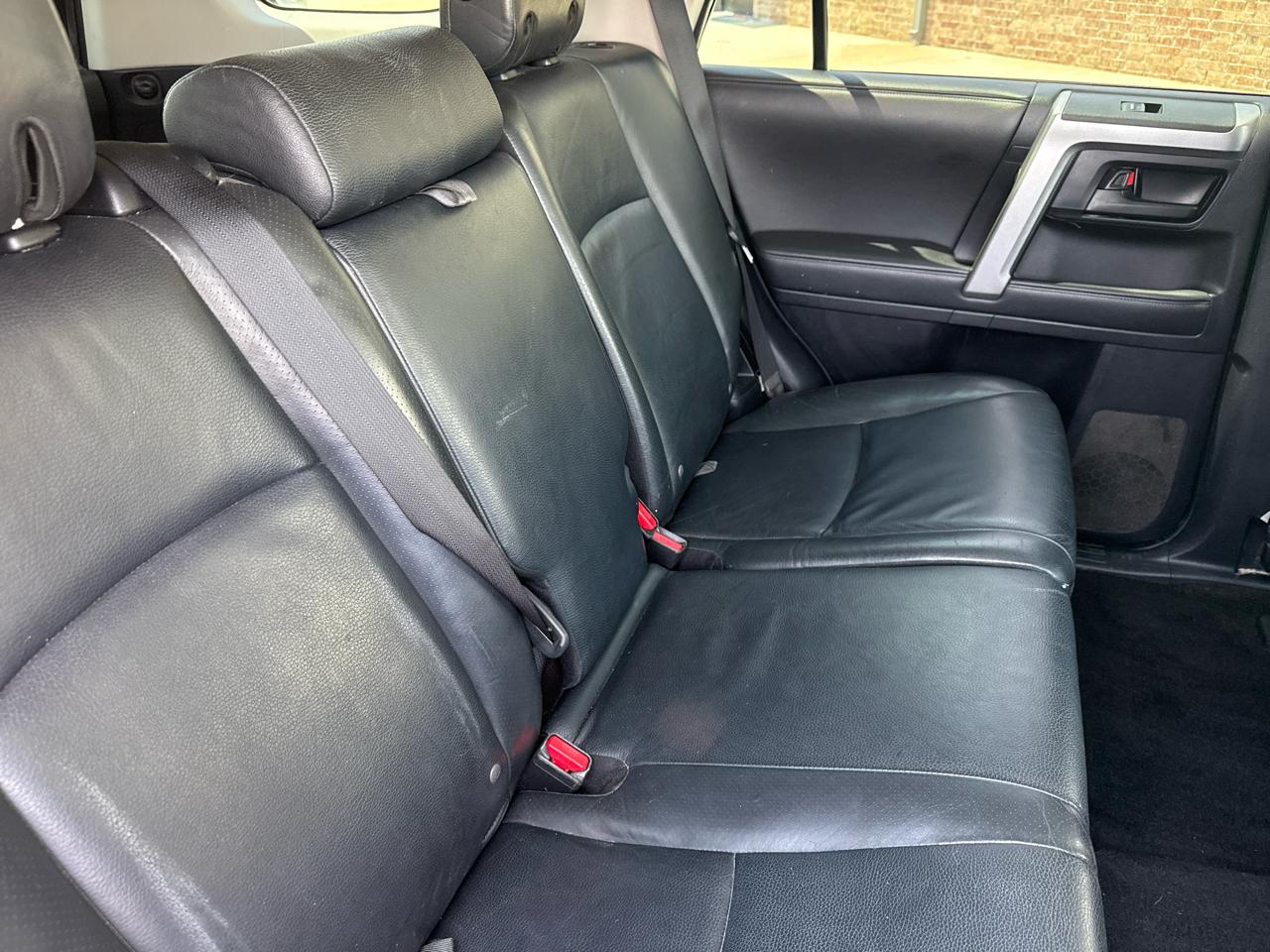 Toyota 4Runner 4WD 4dr V6 Limited (Natl) 2011