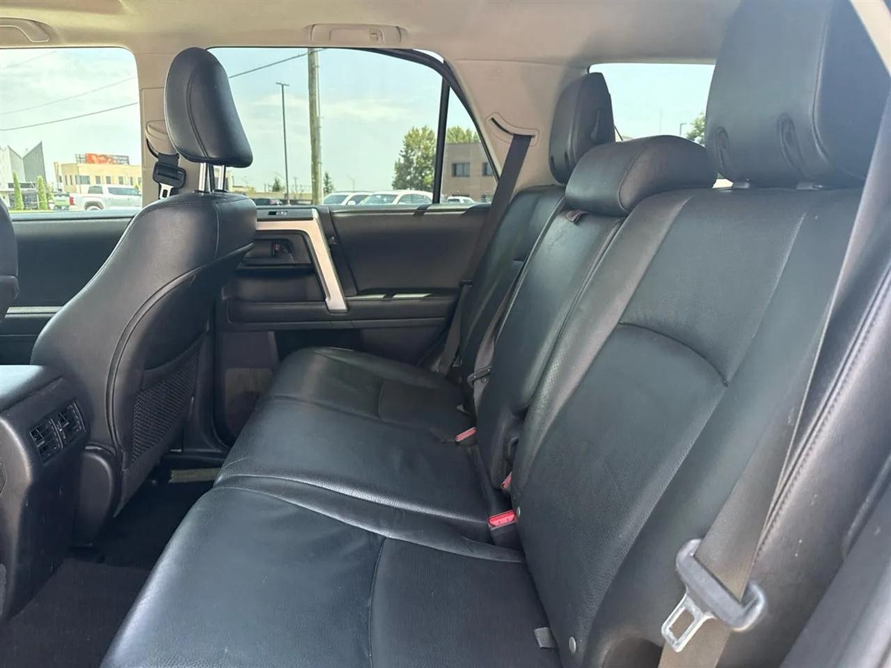 Toyota 4Runner 4WD 4dr V6 Limited (Natl) 2011