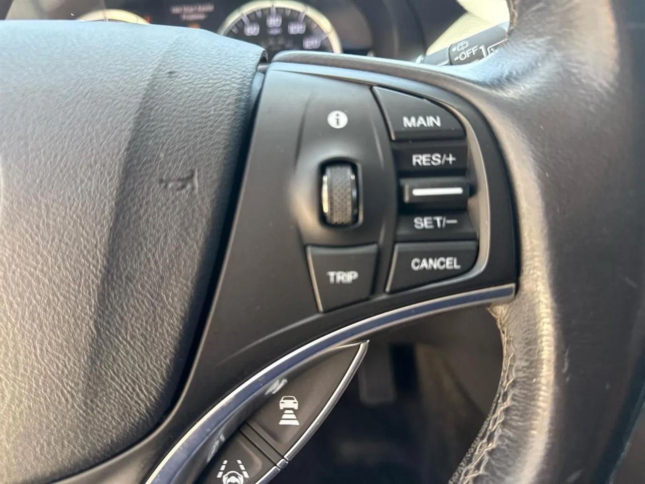 Acura MDX SH-AWD 4dr w/Advance 2016