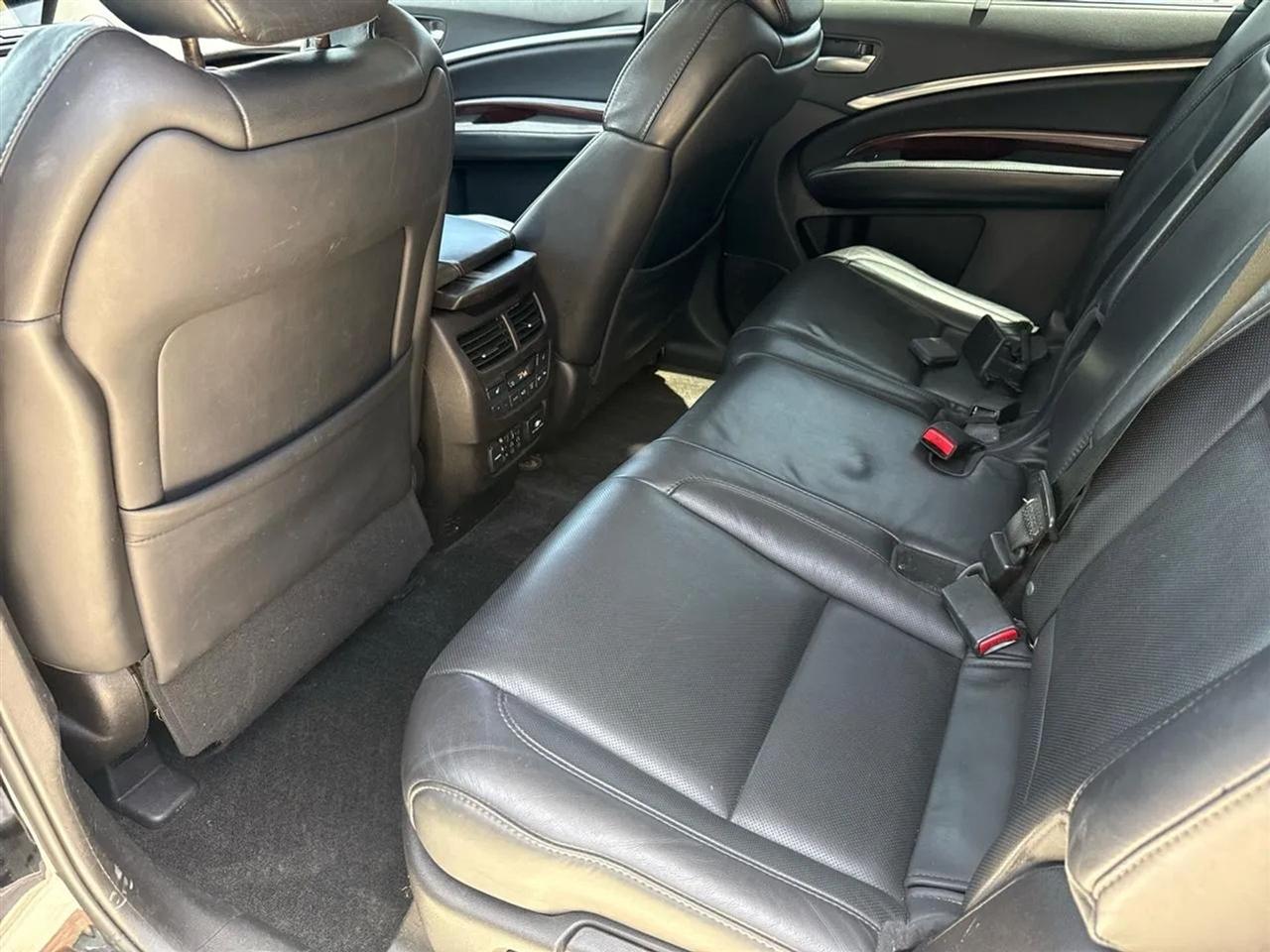 Acura MDX SH-AWD 4dr w/Advance 2016
