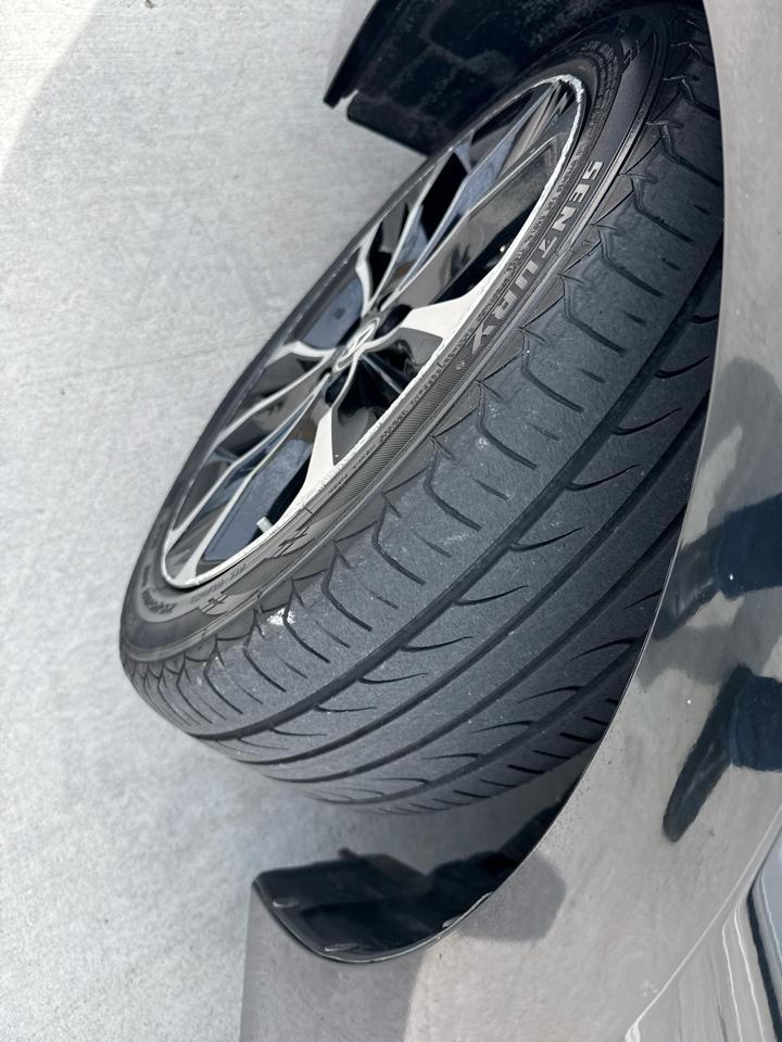 Toyota Corolla XLE CVT (Natl) 2018
