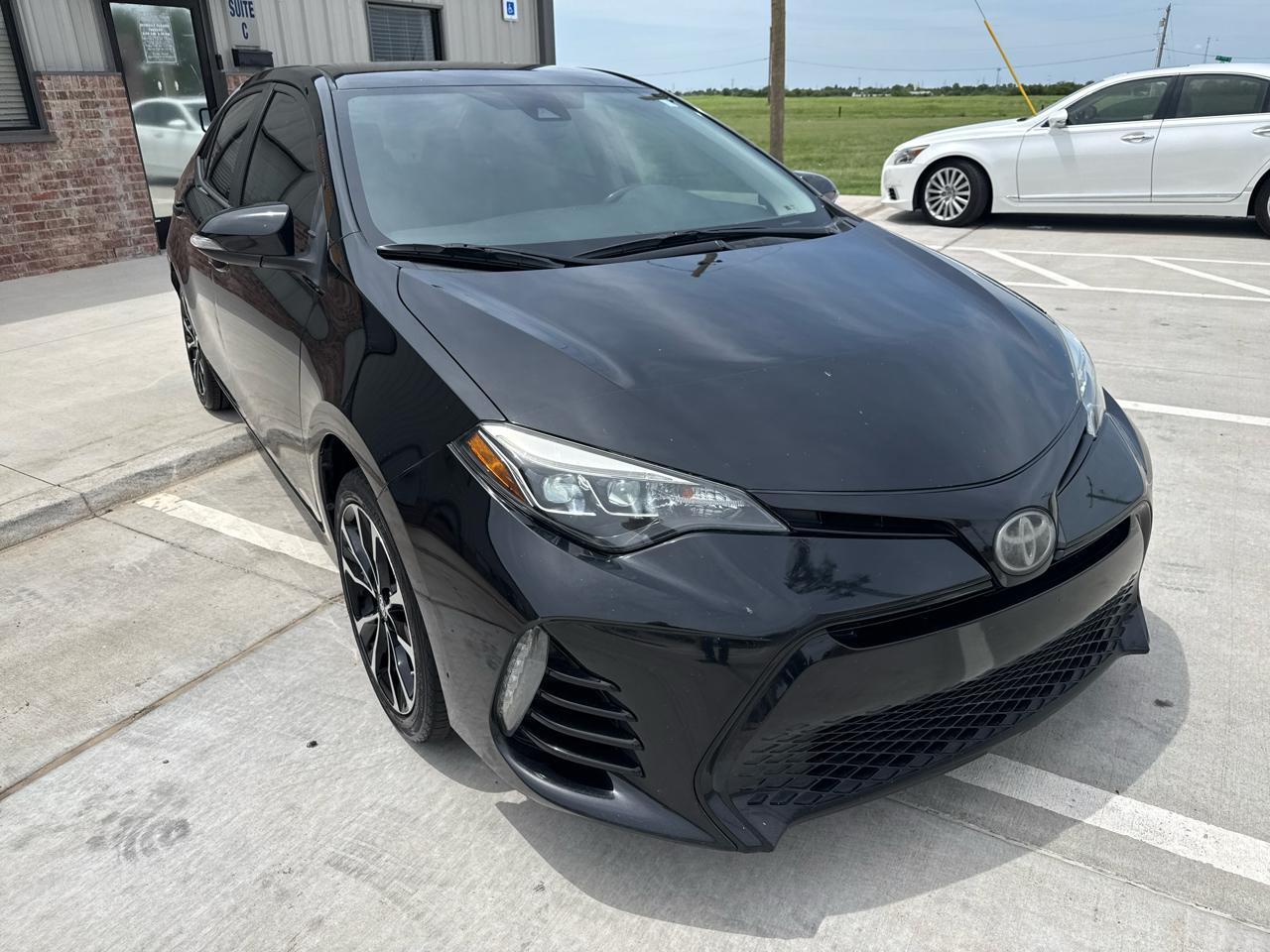 Toyota Corolla XLE CVT (Natl) 2018