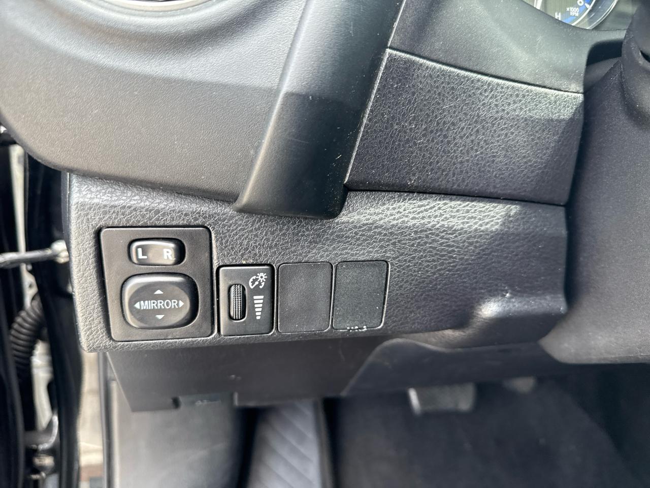Toyota Corolla XLE CVT (Natl) 2018