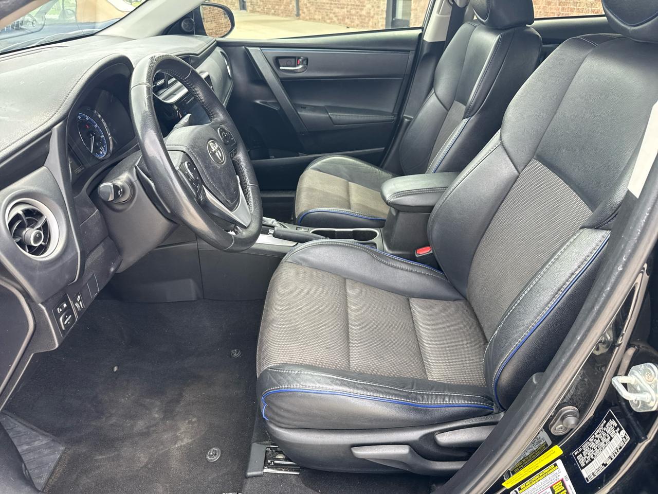 Toyota Corolla XLE CVT (Natl) 2018