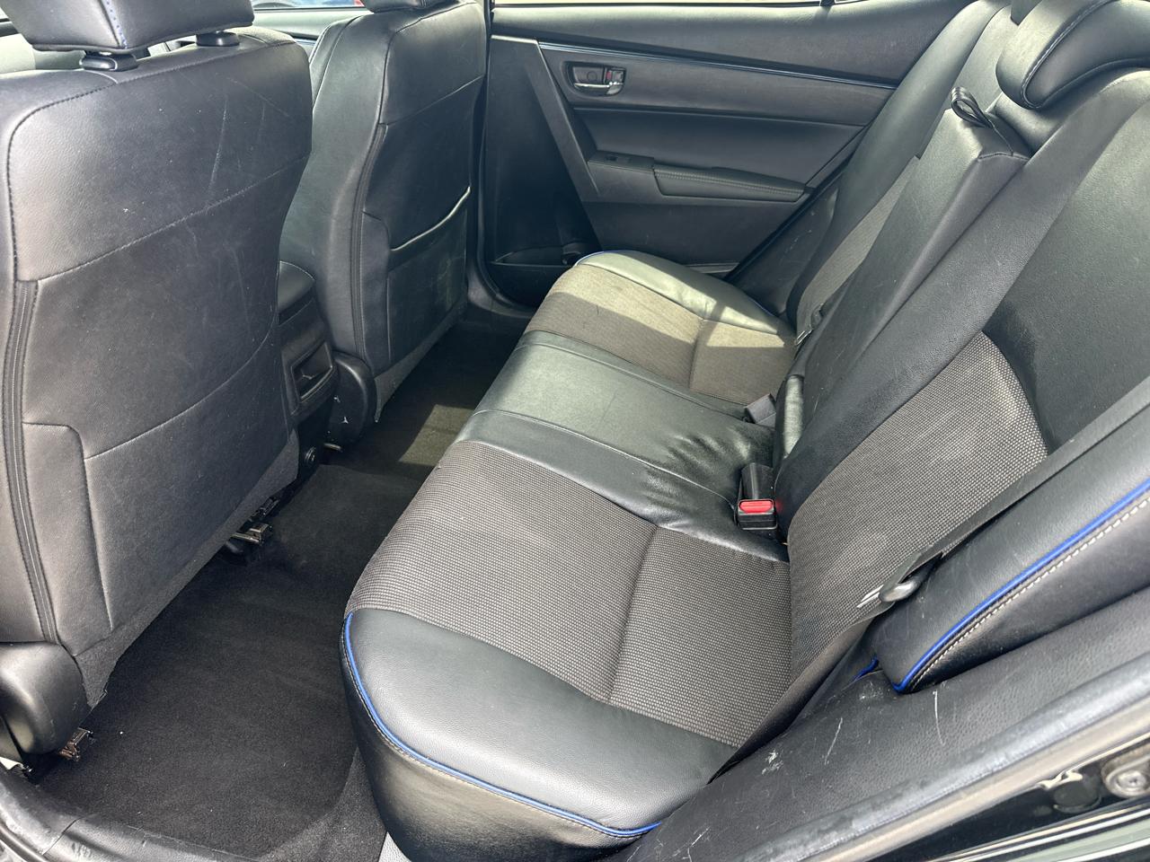 Toyota Corolla XLE CVT (Natl) 2018