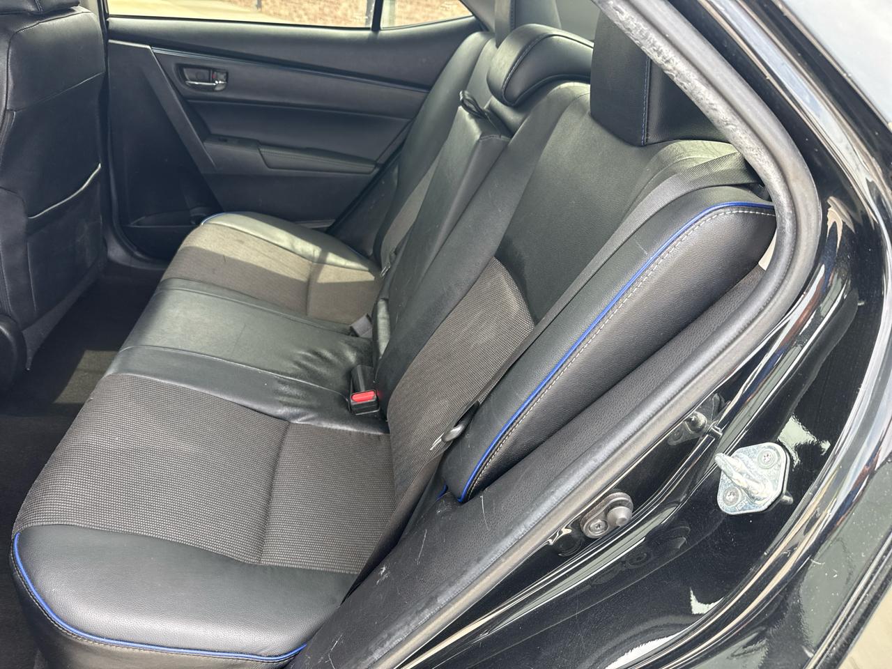 Toyota Corolla XLE CVT (Natl) 2018