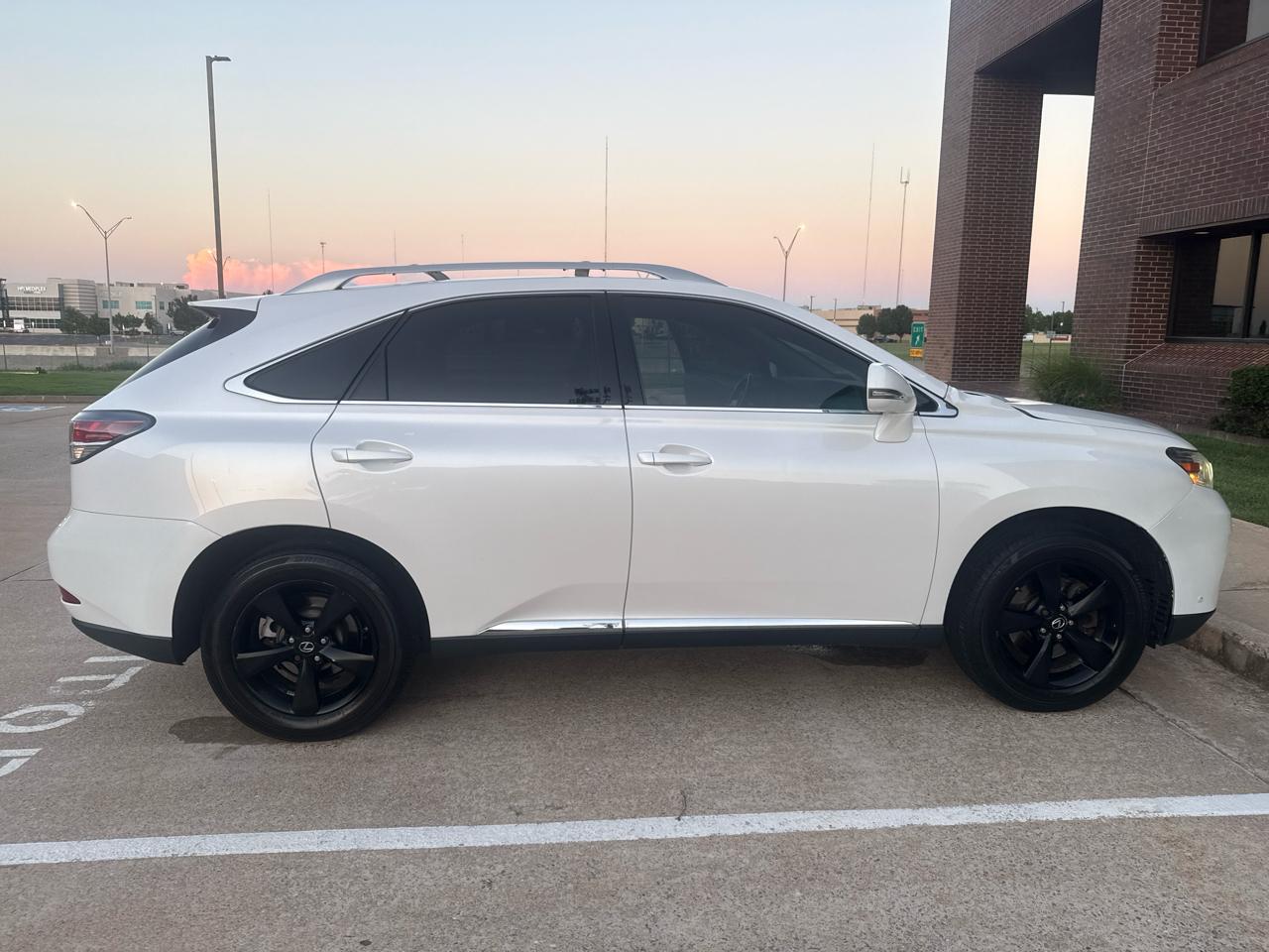 Lexus RX 350 4D SUV AWD 2015