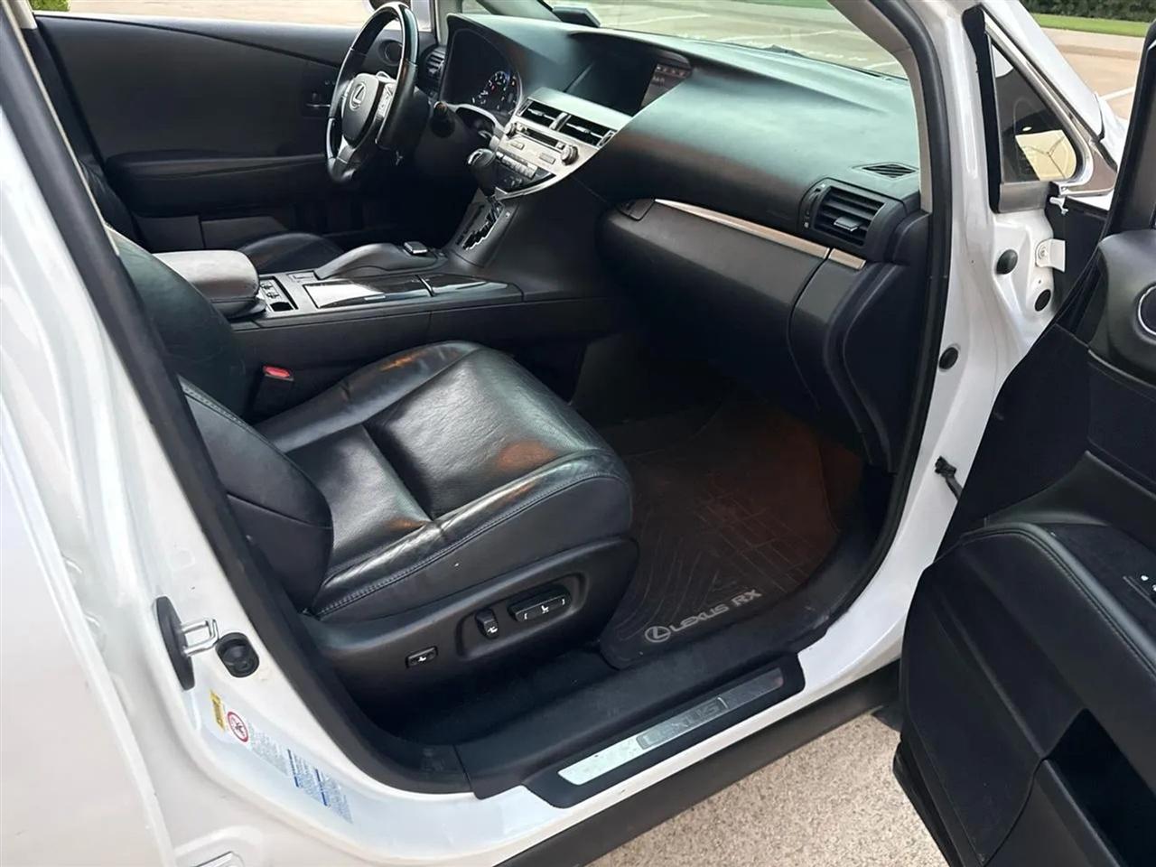 Lexus RX 350 4D SUV AWD 2015