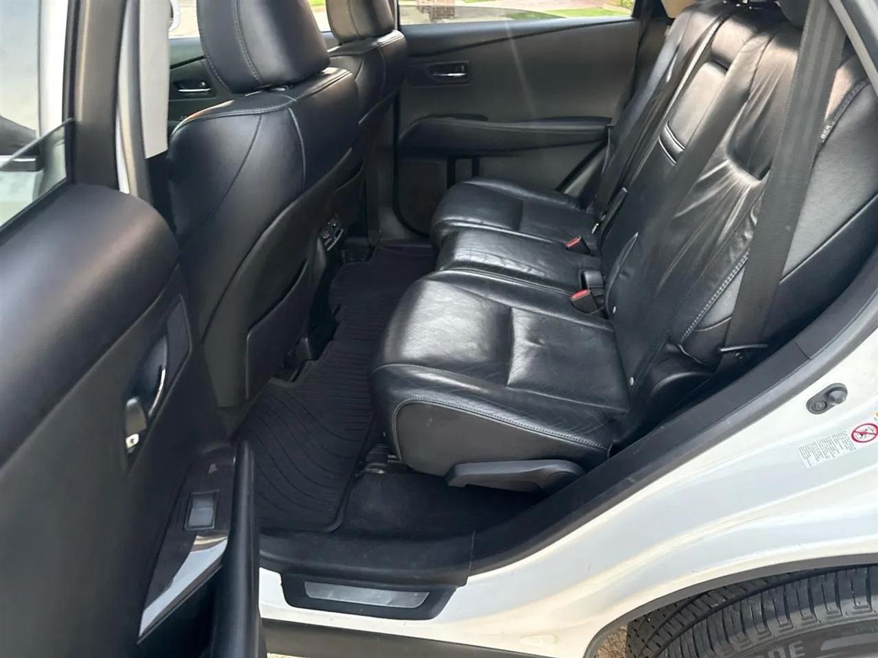 Lexus RX 350 4D SUV AWD 2015