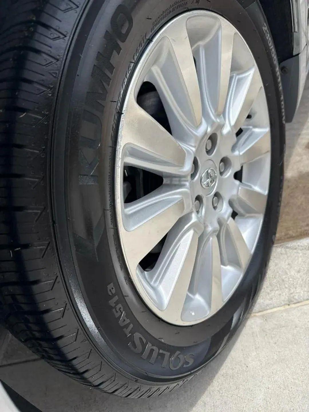 Toyota Sienna 5dr 7-Pass Van Ltd FWD (Natl) 2016