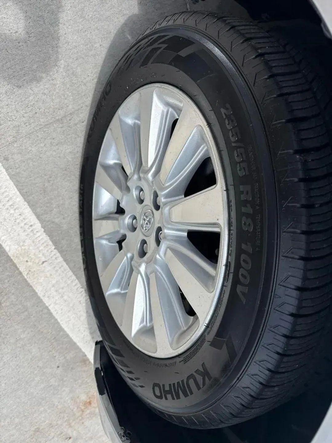 Toyota Sienna 5dr 7-Pass Van Ltd FWD (Natl) 2016