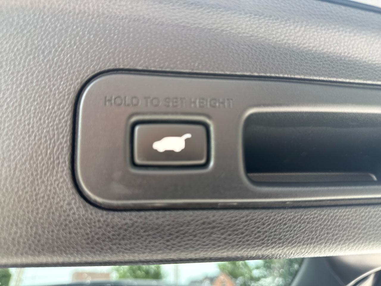 Acura MDX SH-AWD w/Advance Package 2023