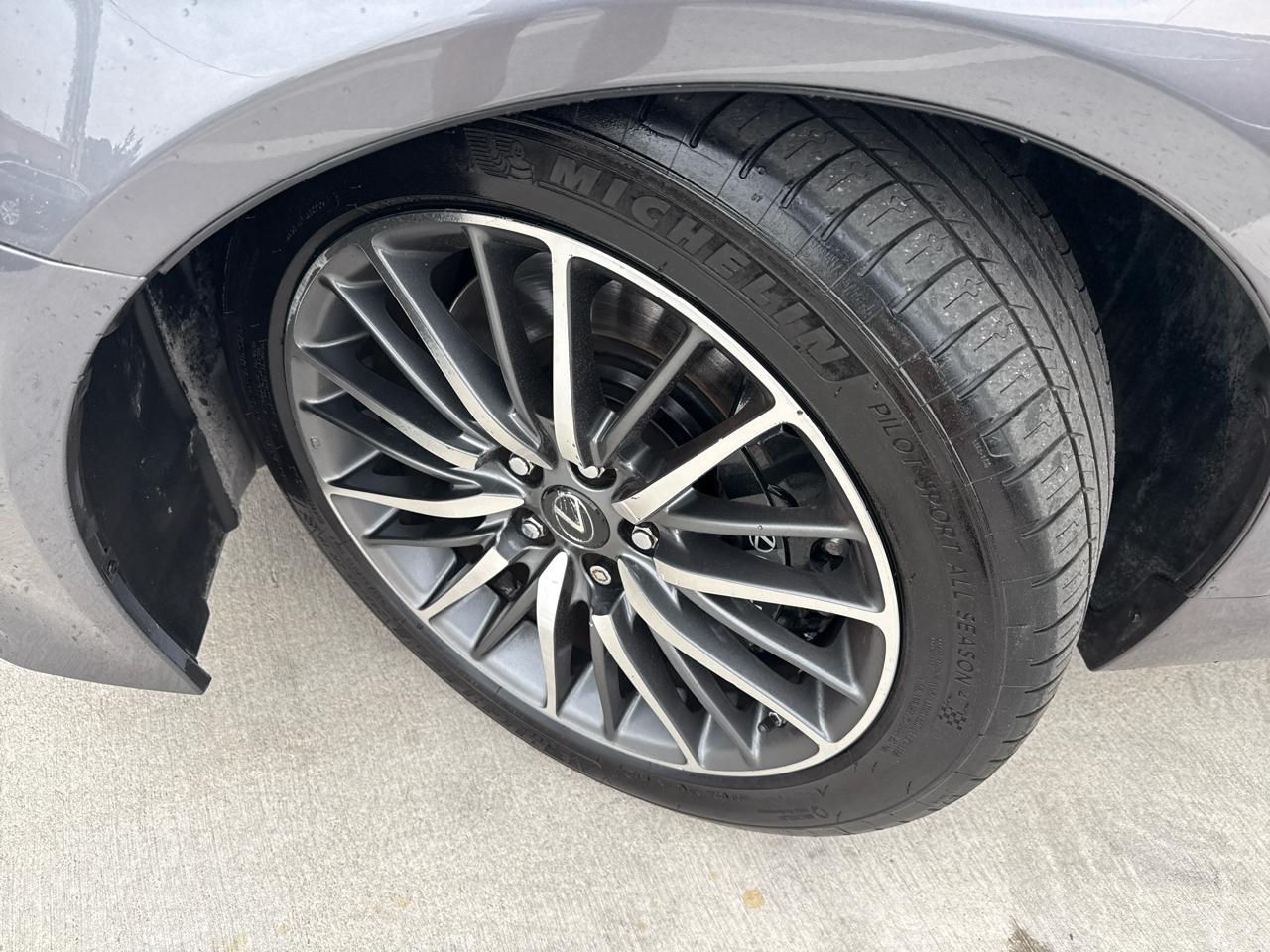 Lexus LS 460 4dr Sdn RWD 2015