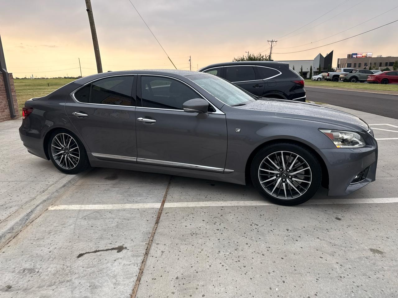 Lexus LS 460 4dr Sdn RWD 2015
