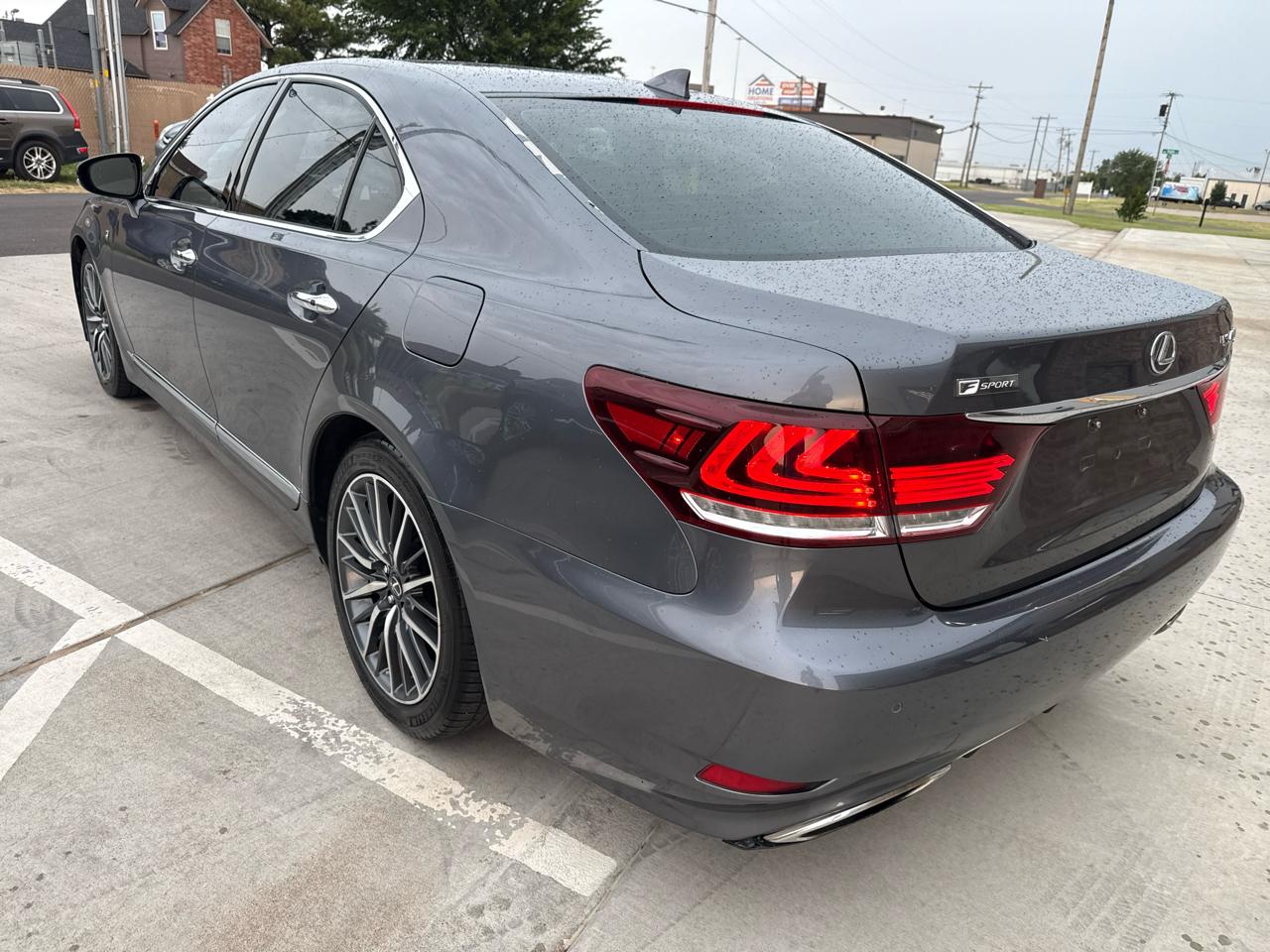 Lexus LS 460 4dr Sdn RWD 2015