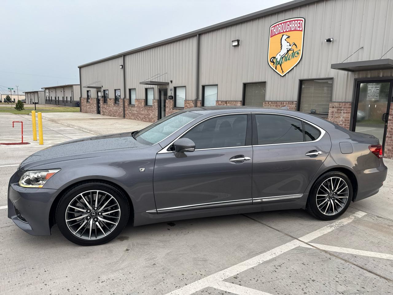 Lexus LS 460 4dr Sdn RWD 2015