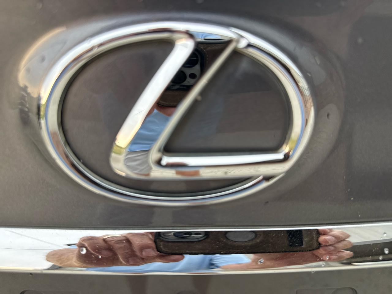 Lexus LS 460 4dr Sdn RWD 2015