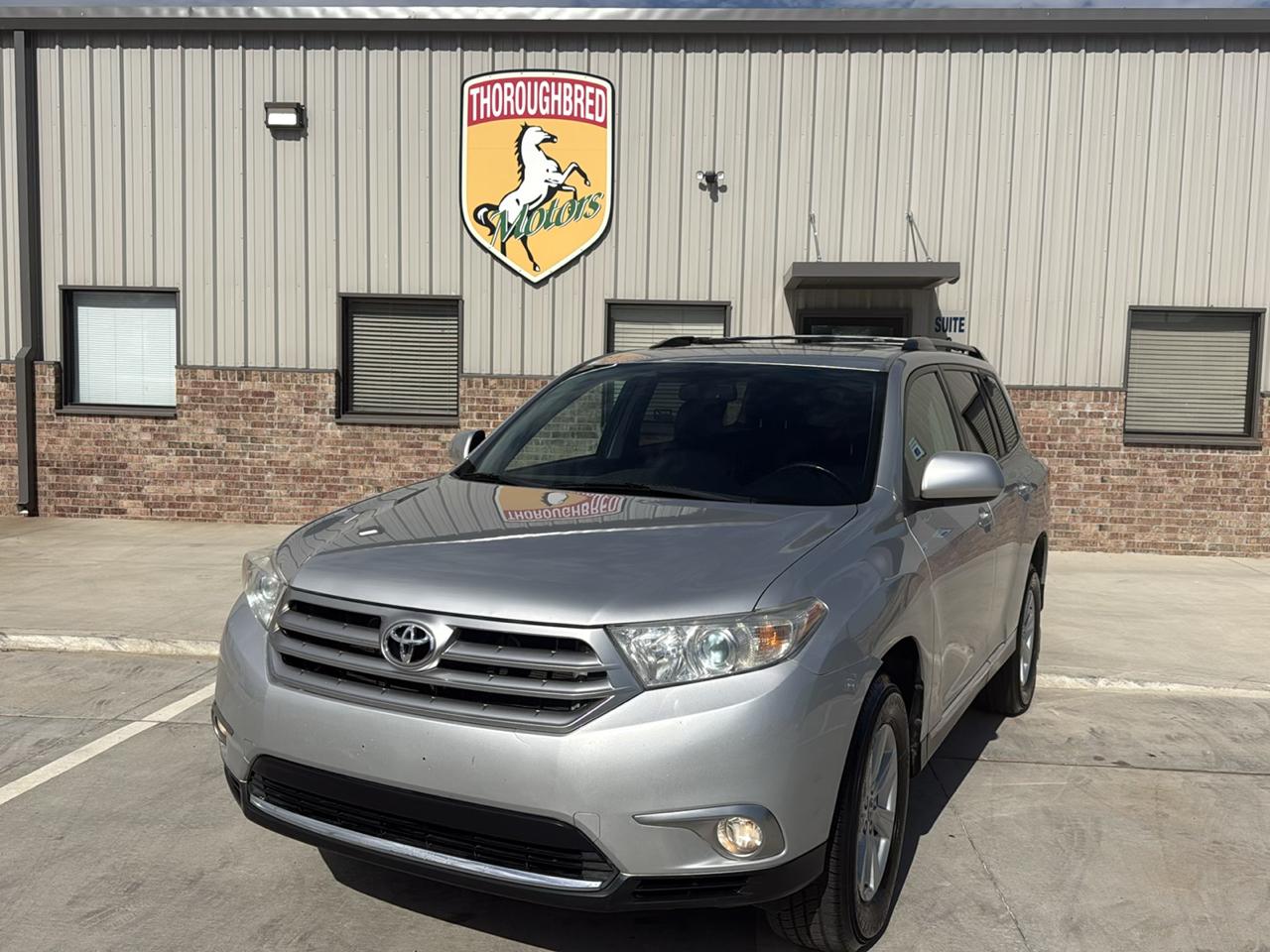 Toyota Highlander 4WD 4dr V6 (Natl) 2012