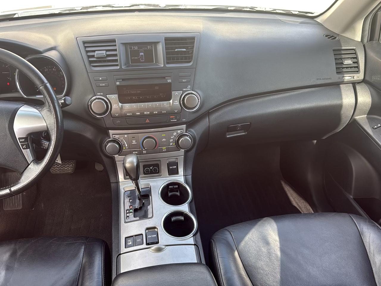 Toyota Highlander 4WD 4dr V6 (Natl) 2012