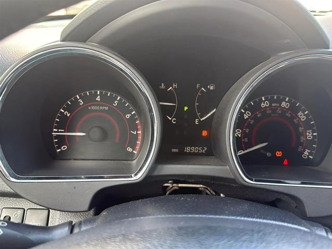 Toyota Highlander 4WD 4dr V6 (Natl) 2012