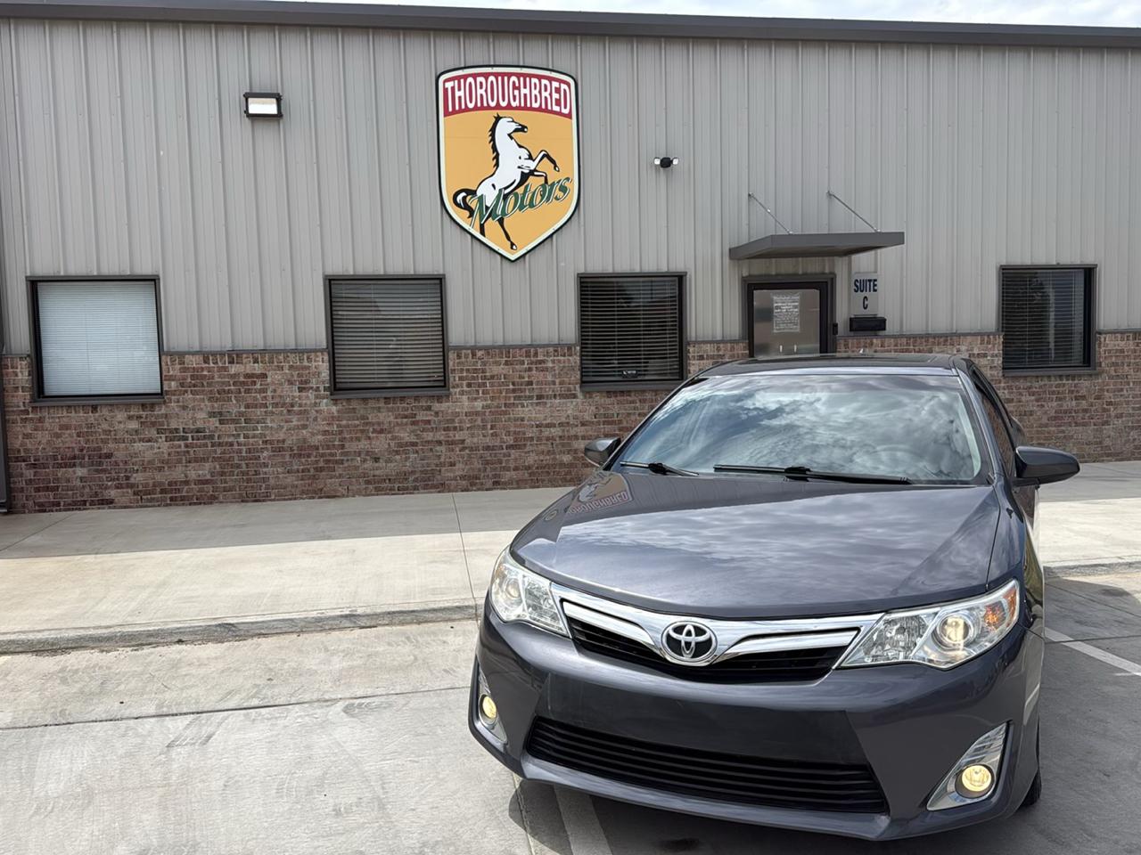 Toyota Camry 4dr Sdn V6 Auto XLE (Natl) 2012