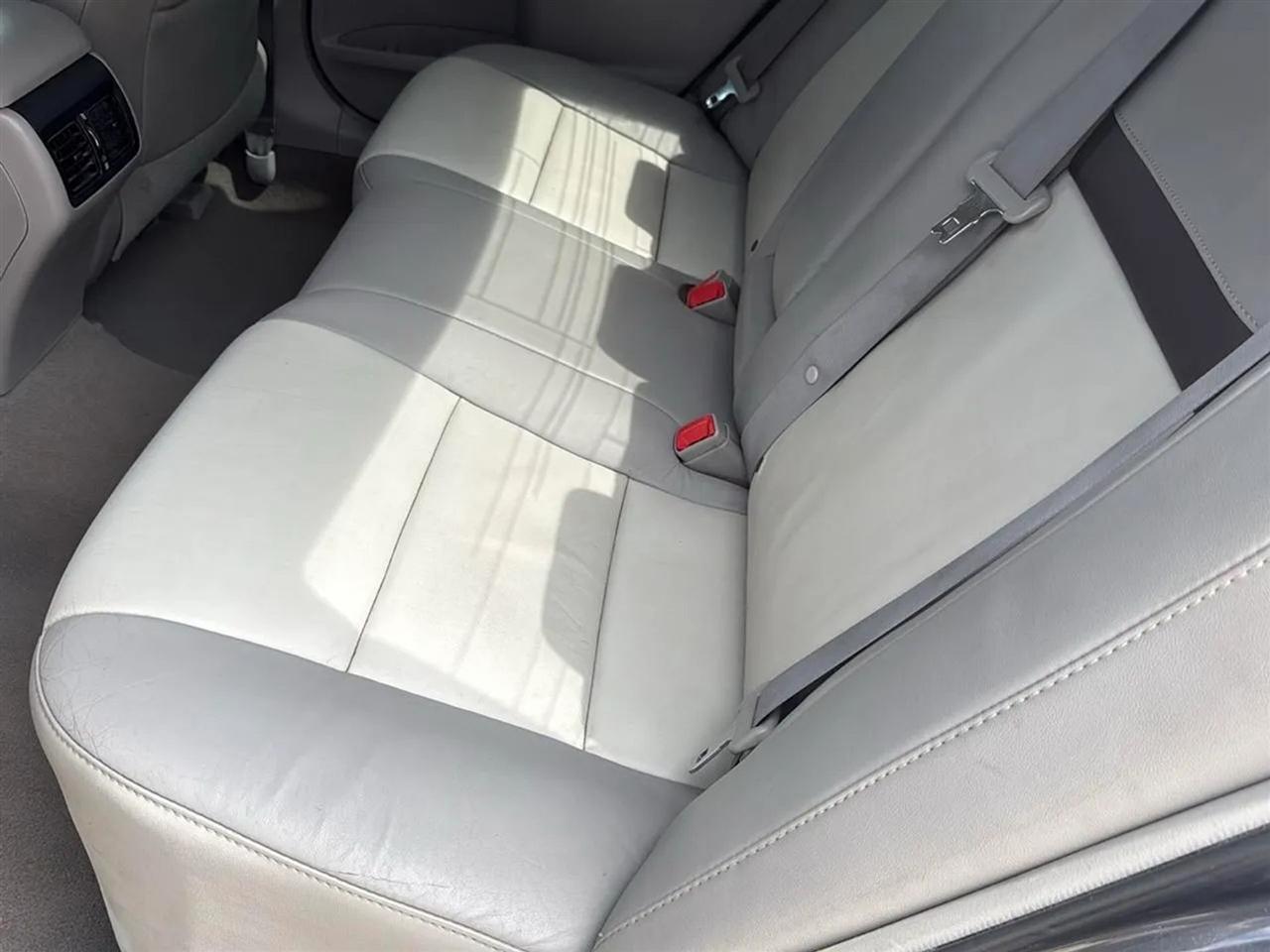 Toyota Camry 4dr Sdn V6 Auto XLE (Natl) 2012