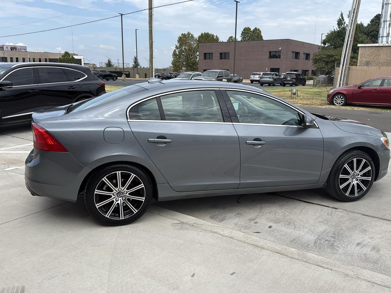Volvo S60 T5 FWD Inscription Platinum 2017