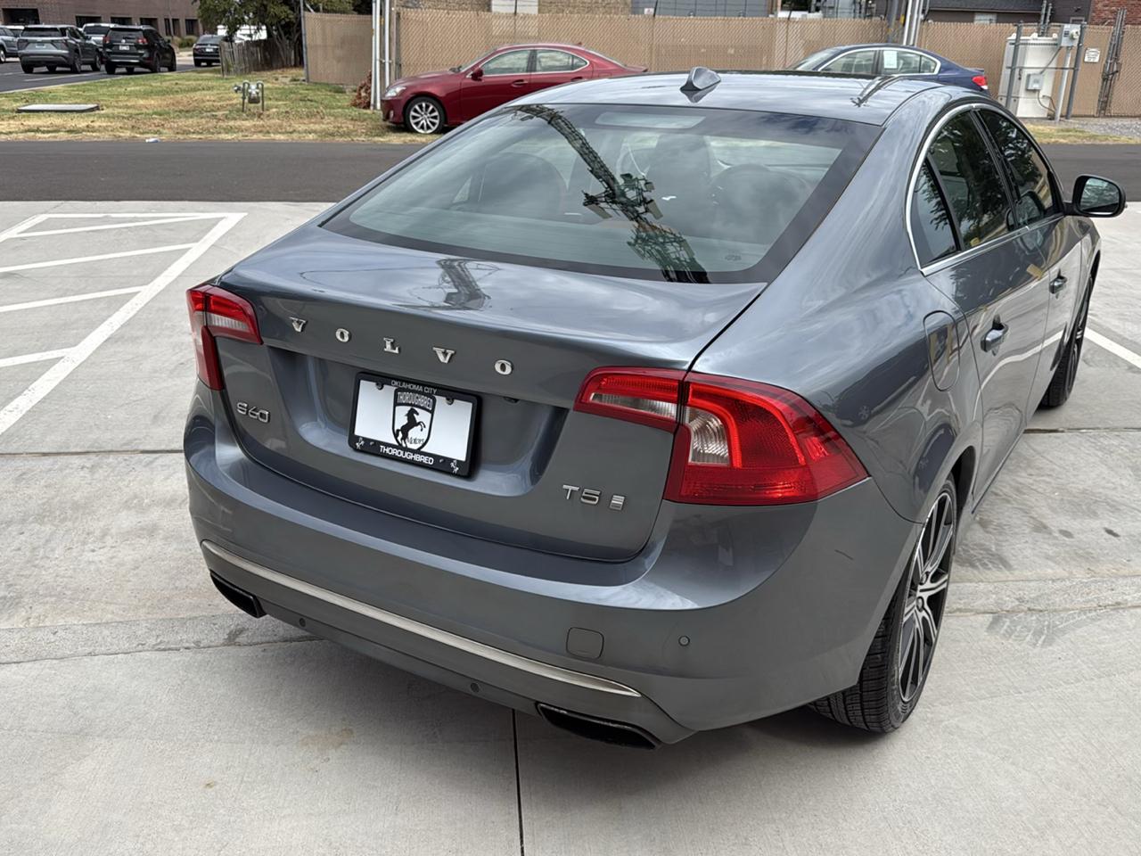 Volvo S60 T5 FWD Inscription Platinum 2017